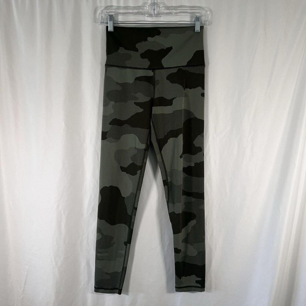 Offline by Aerie Camo Leggings Women's Medium Green Camo Pull On Mid Rise